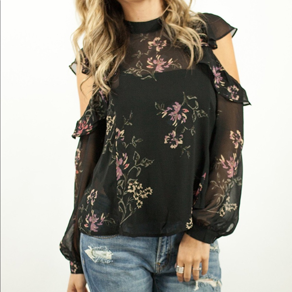 ASTR Chantelle Top